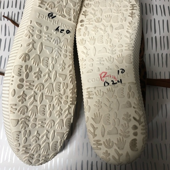 Cool planet by Steve Madden sneakers - Picture 7 of 7